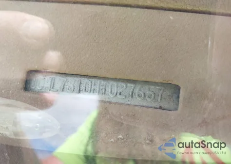 1987 Jeep Cherokee z USA, uszkodzony, nr VIN 1JCML7810HT027657